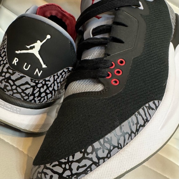 Jordan Zoom Tenacity '88 Black Cement Men's Size 10AV5878-002